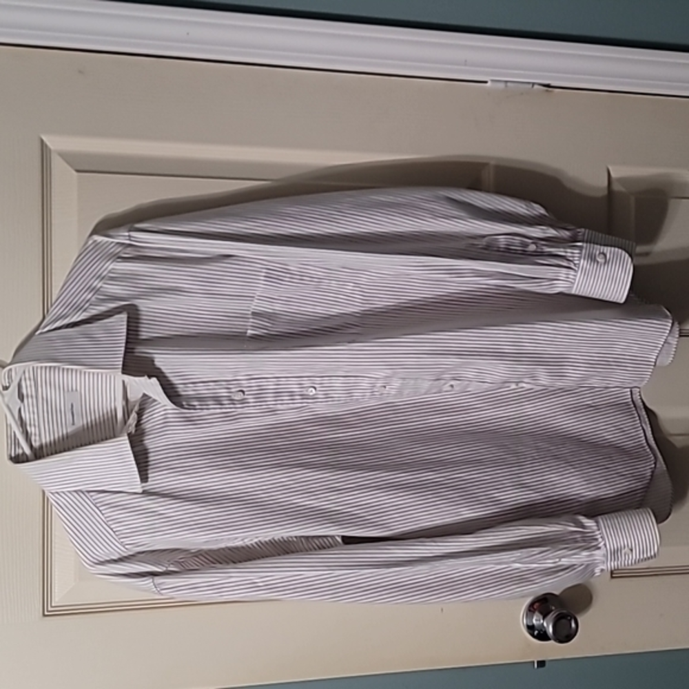 ERMENEGILDO ZEGNA Size (43/17) White/Striped‎ LS Button-down